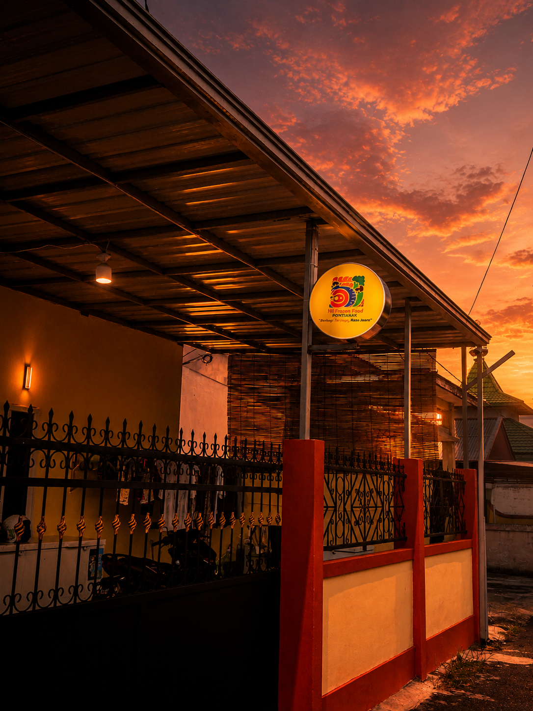 Tampilan Depan Toko Hi Frozen Food